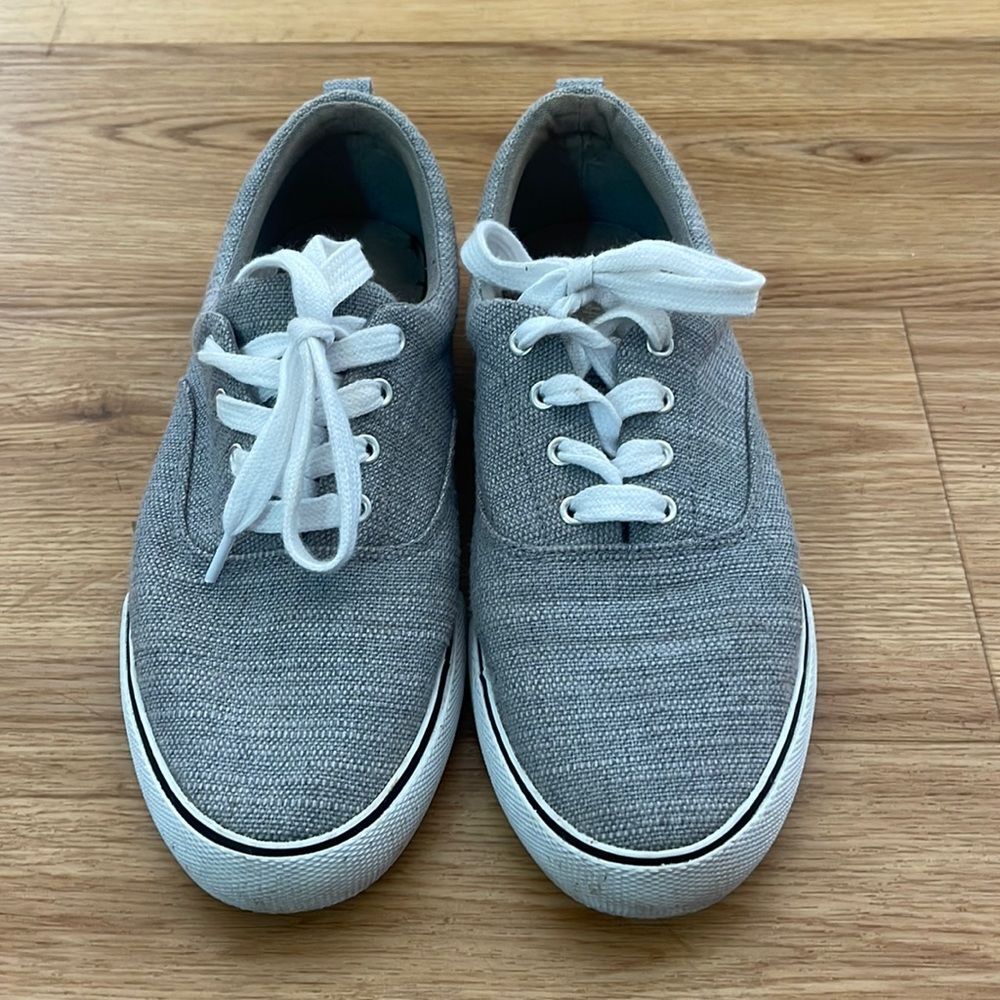 Universal Threads Gray Sneakers